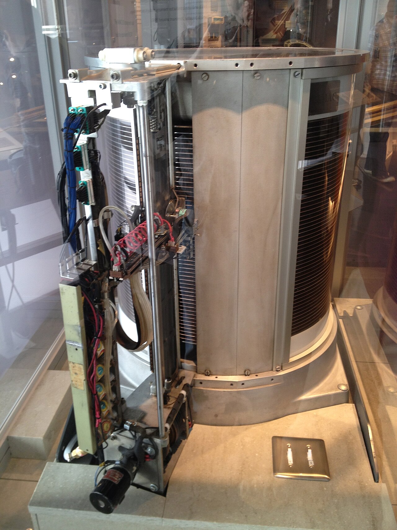 IBM 350 RAMAC Disk Mechanism