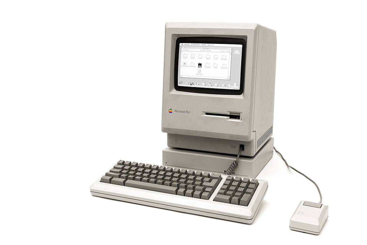 Macintosh Plus